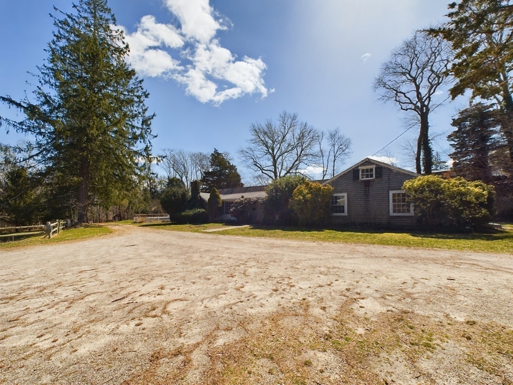 Property Photo:  752 Drift  MA 02790 