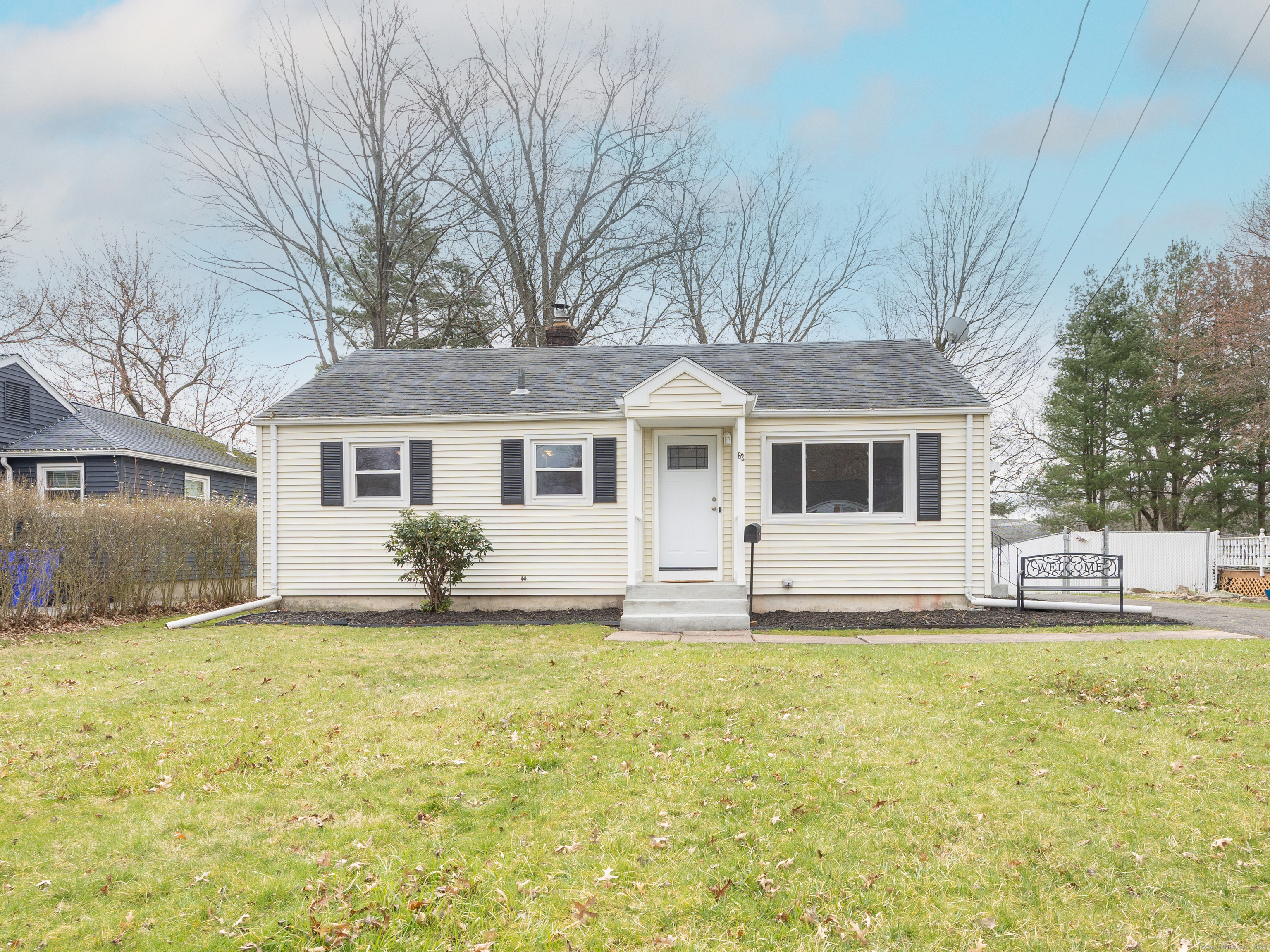 Property Photo: 62 Hillsdale Avenue CT 06109