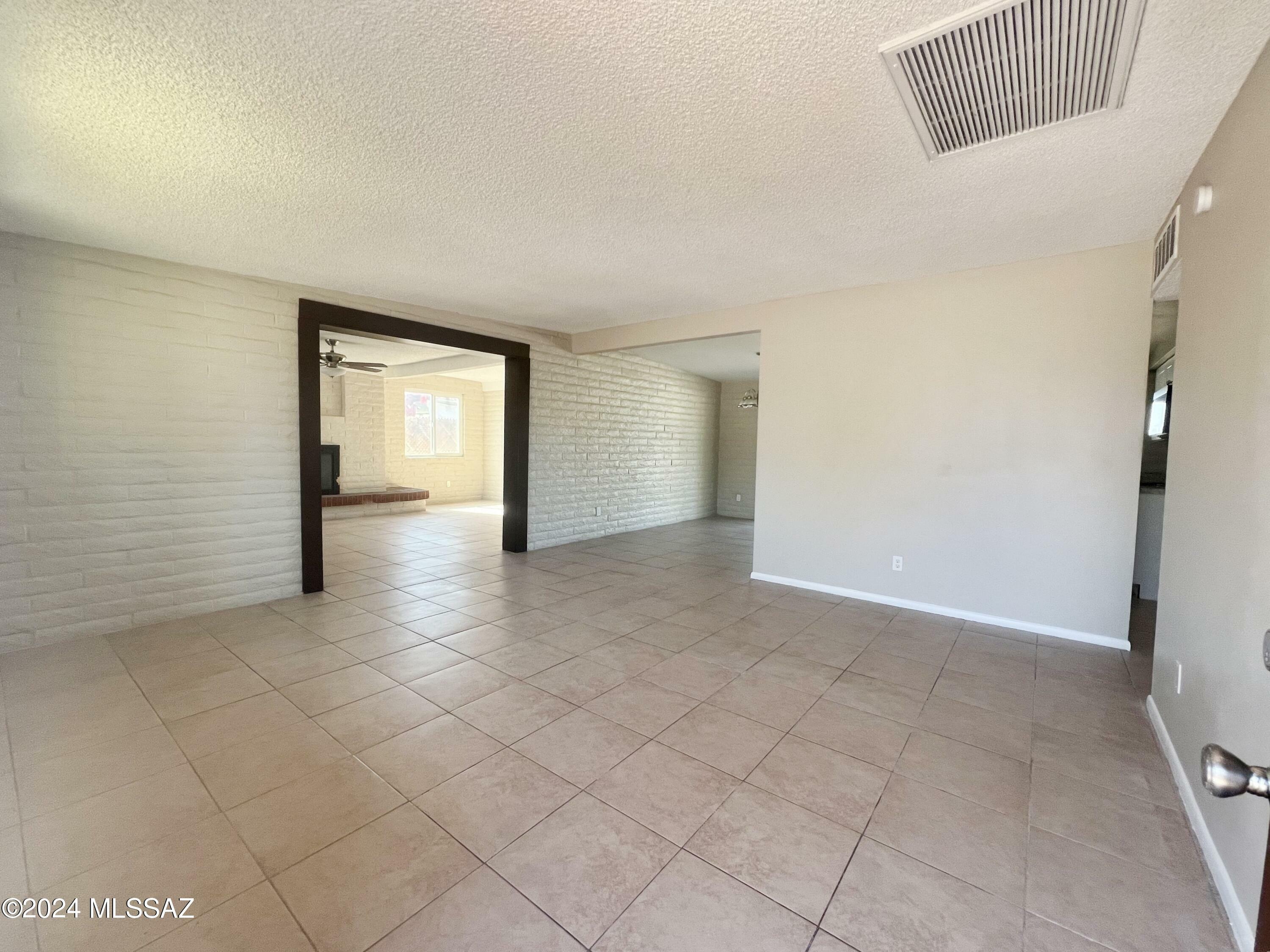 Property Photo:  4562 S White Pine Drive  AZ 85730 