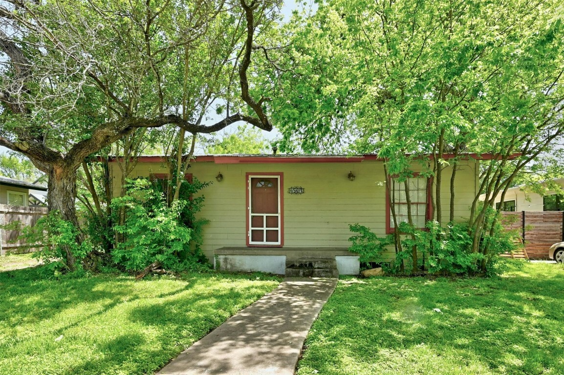 Property Photo:  4507 Hank Avenue  TX 78745 