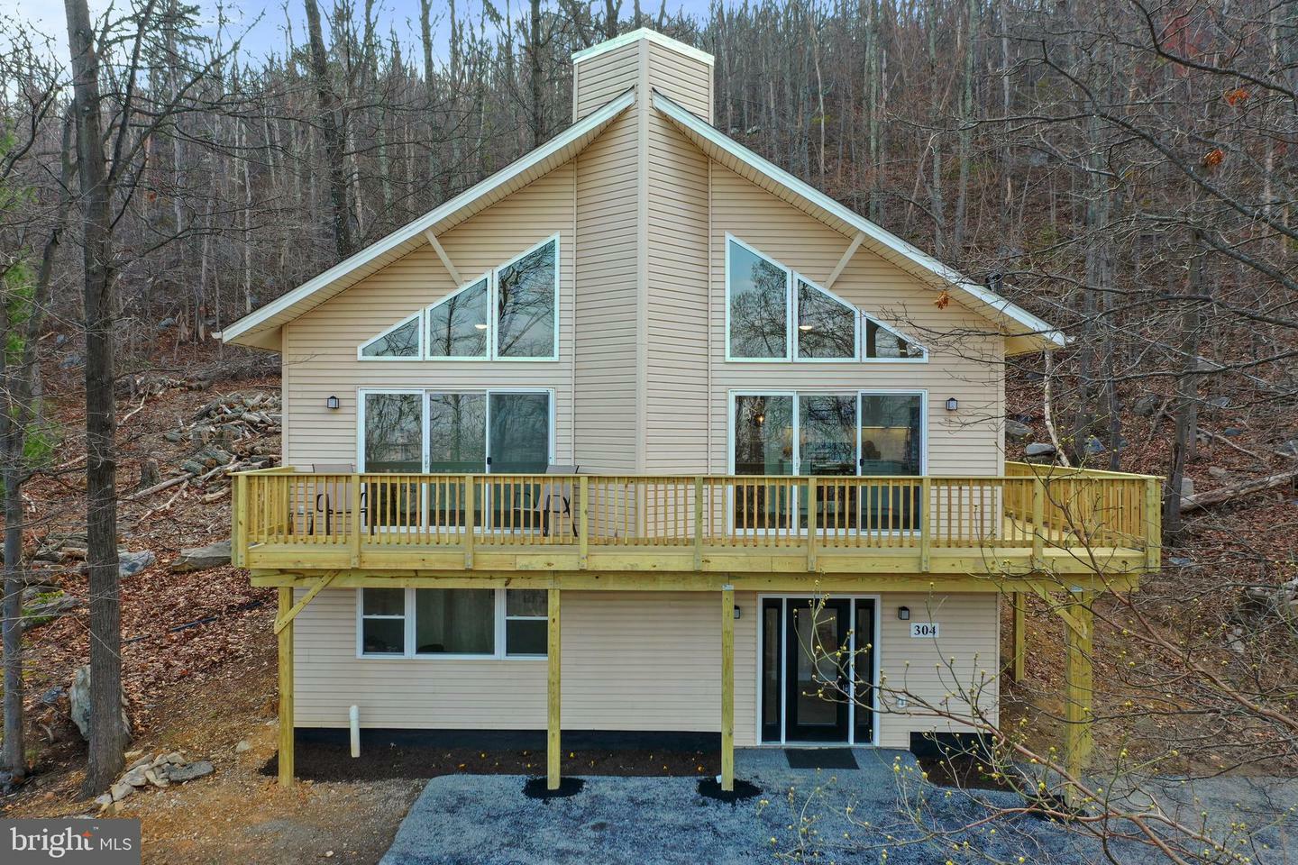 Property Photo:  304 Wren Lane  WV 25425 