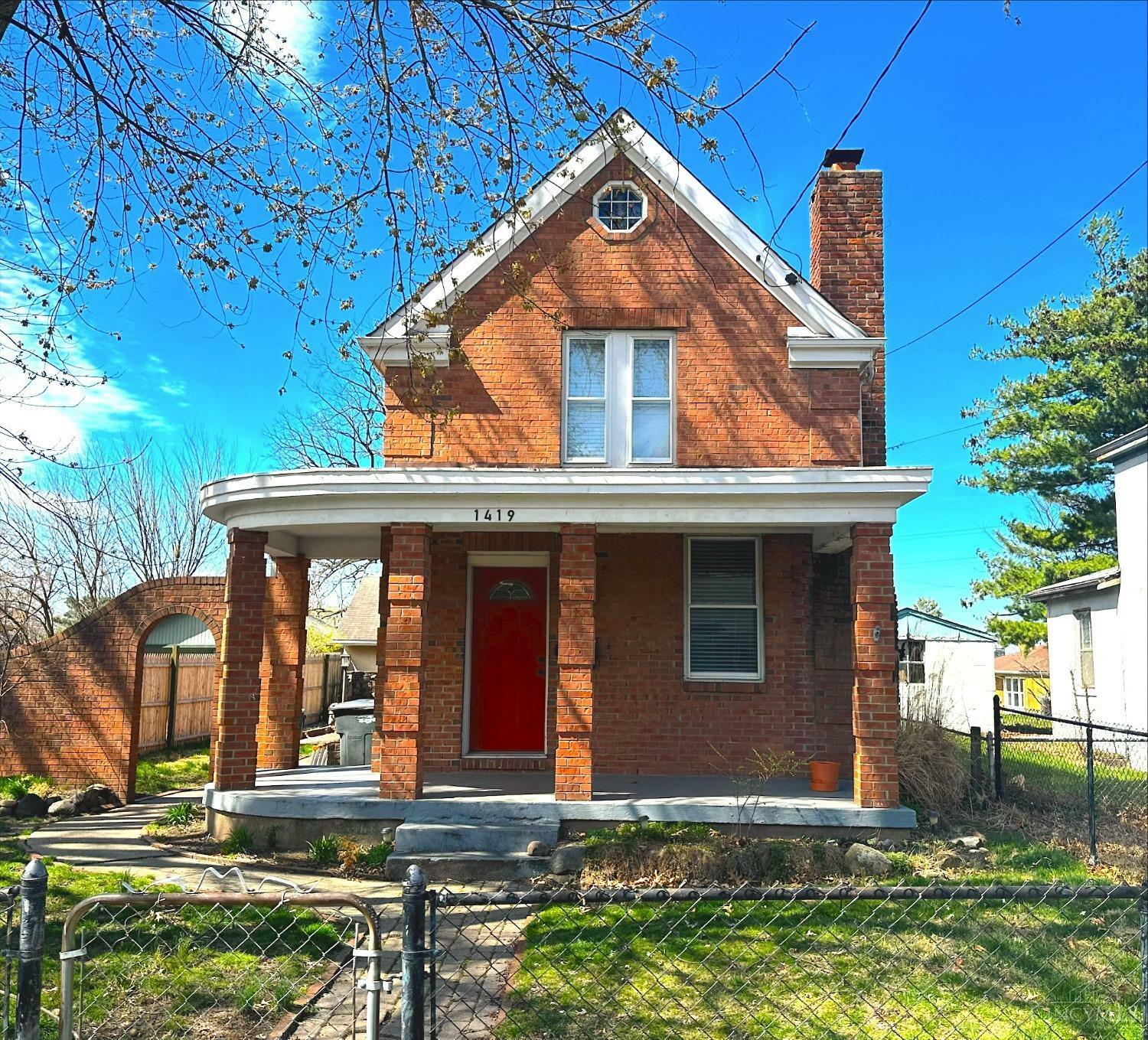 Property Photo: 1419 Jefferson Avenue OH 45215