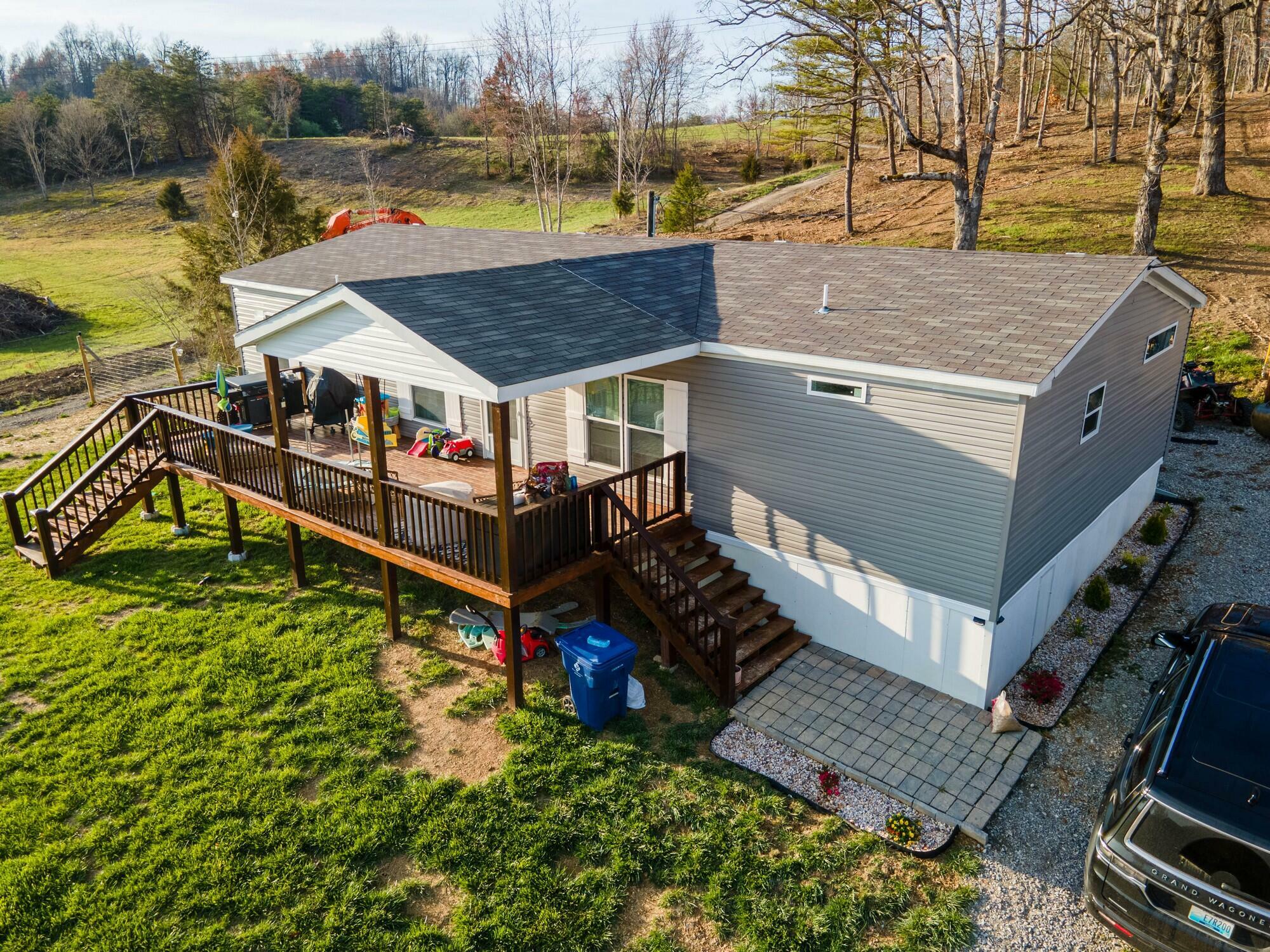 Property Photo:  748 Victor Mitchell Road  KY 40741 