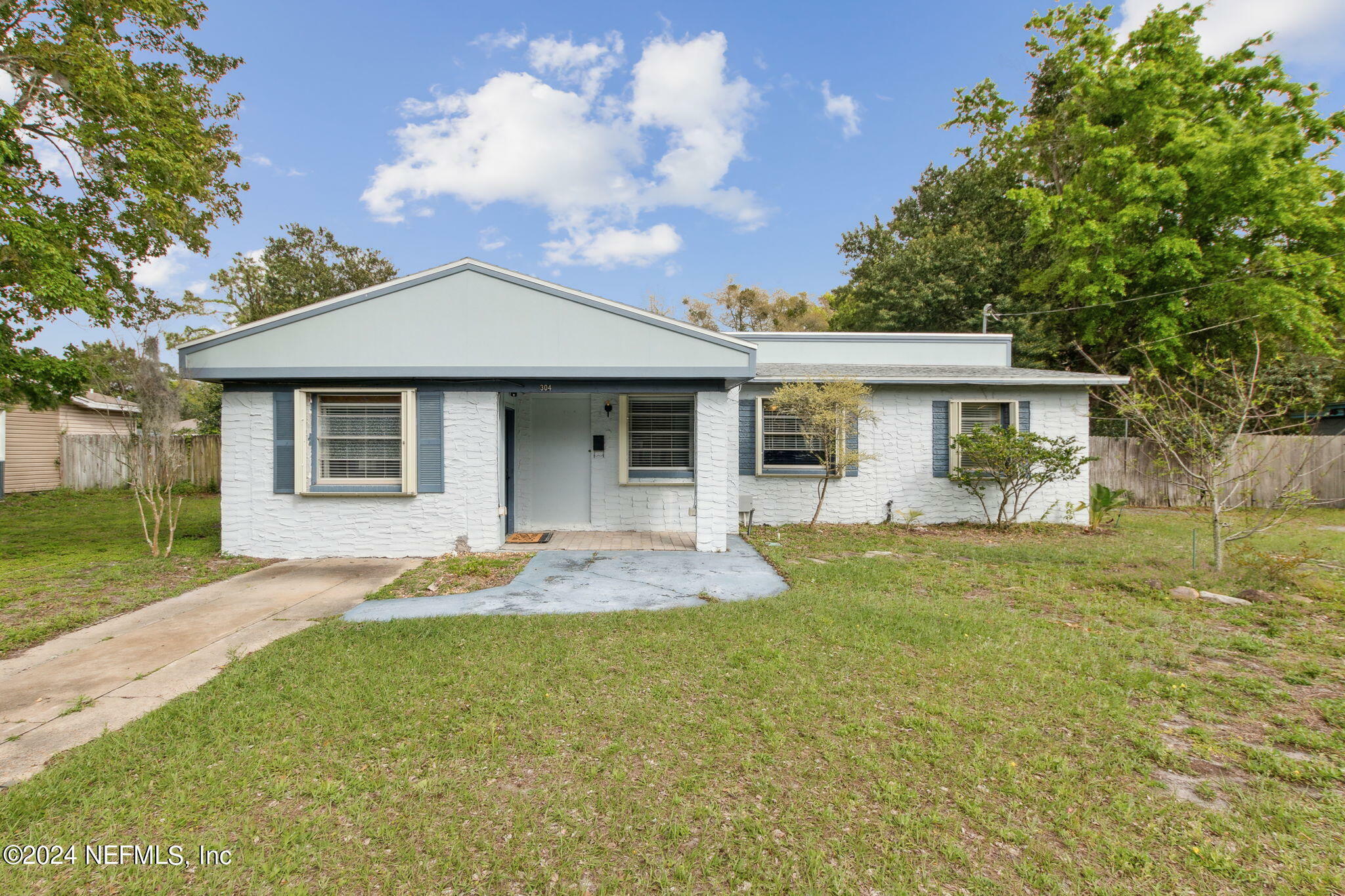 Property Photo:  304 S 15th Street  FL 32034 