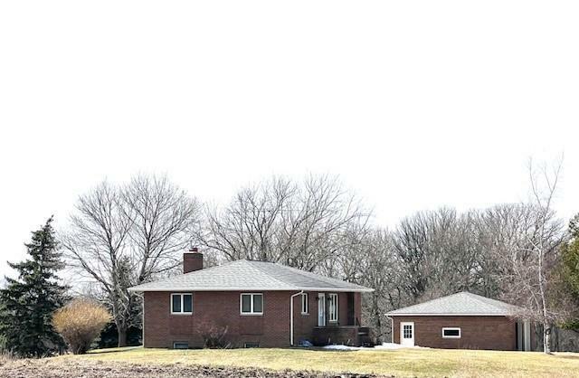 Property Photo:  7421 County 15 Road SW  MN 55976 
