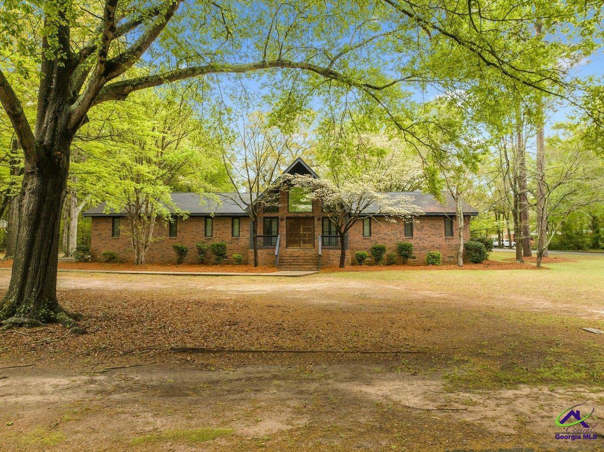 Property Photo:  800 Weathers Drive  GA 31063 