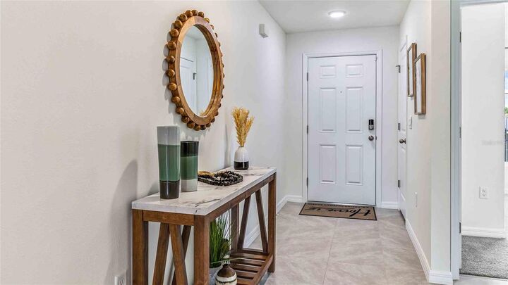 Property Photo:  3182 Silver Date Drive  FL 33598 