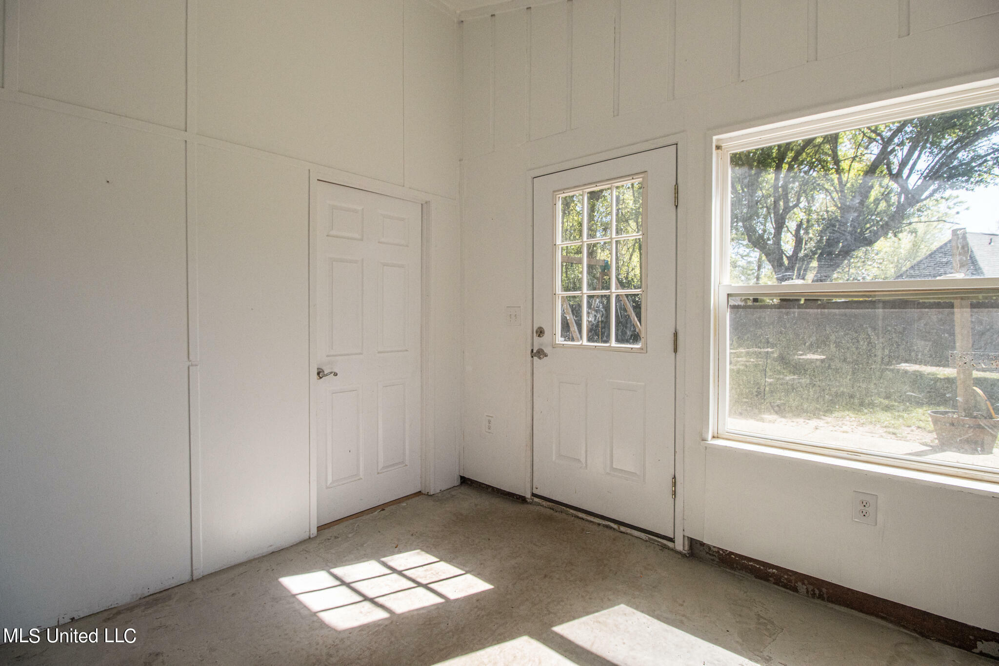 Property Photo:  63724 N Diamondhead Drive  MS 39525 