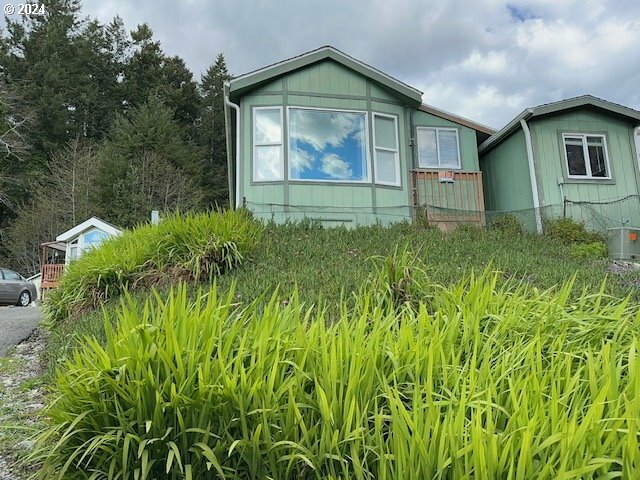 Property Photo:  15061 Highway 101 South 4  OR 97415 