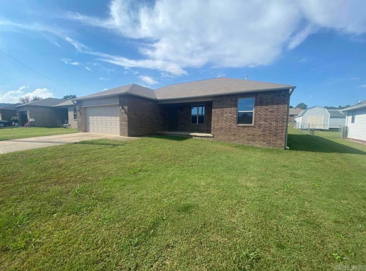 Property Photo: 606 Summer Drive AR 72543