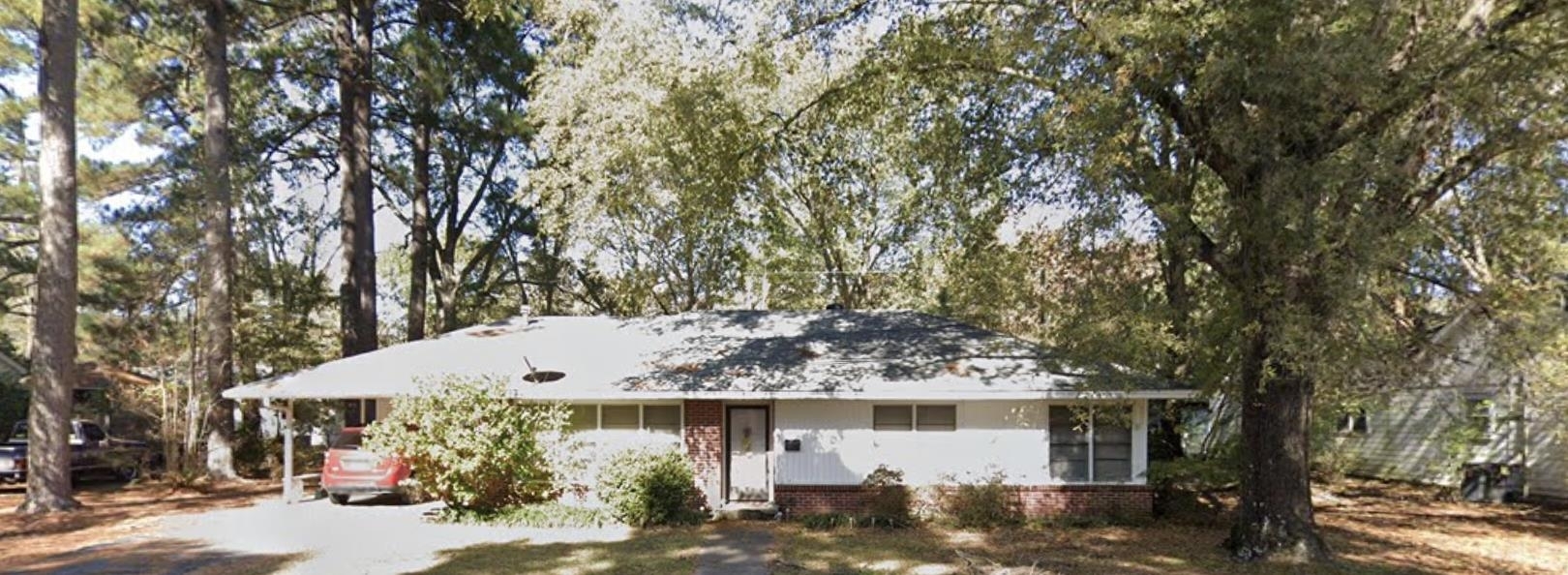 Property Photo:  1401 W 37th Avenue  AR 71603 