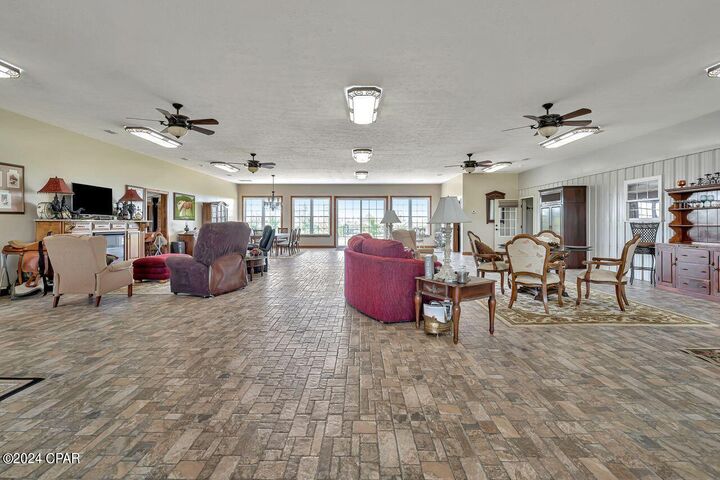 Property Photo: 4622 Cherokee Heights Road FL 32404