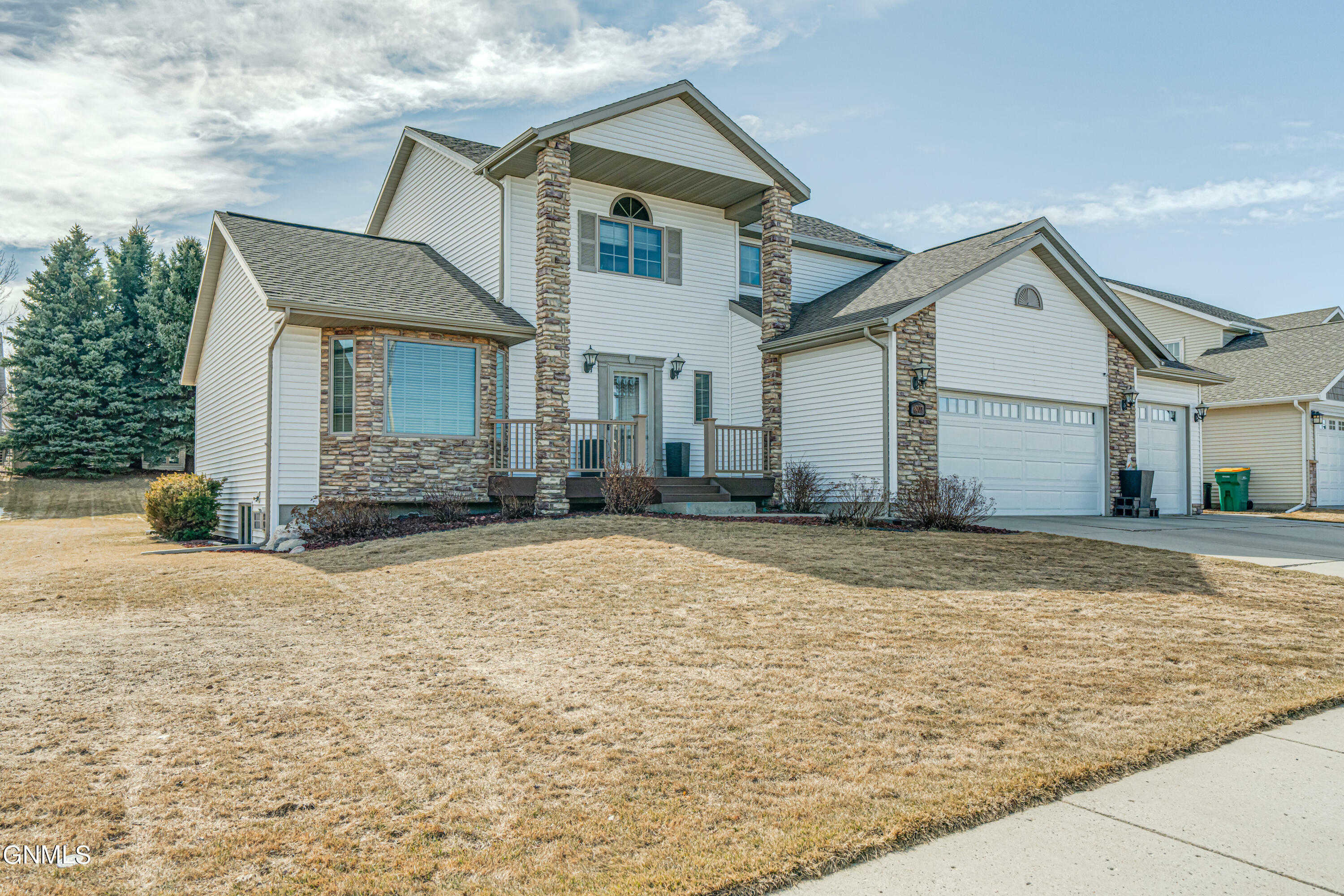 Property Photo:  4007 Overland Road  ND 58503 