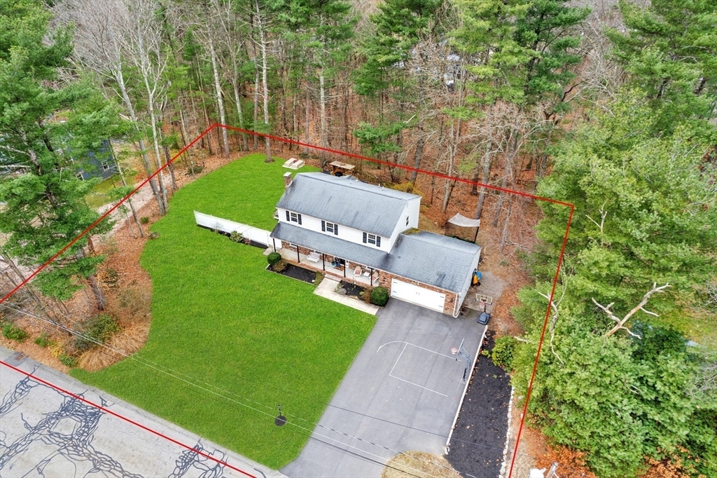 Property Photo:  8 Ridgefield Rd  MA 02056 