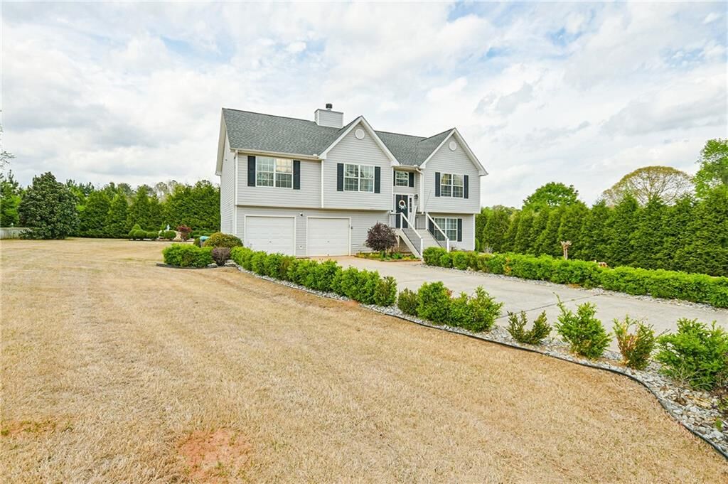 Property Photo:  220 Prairie Hen Lane  GA 30228 