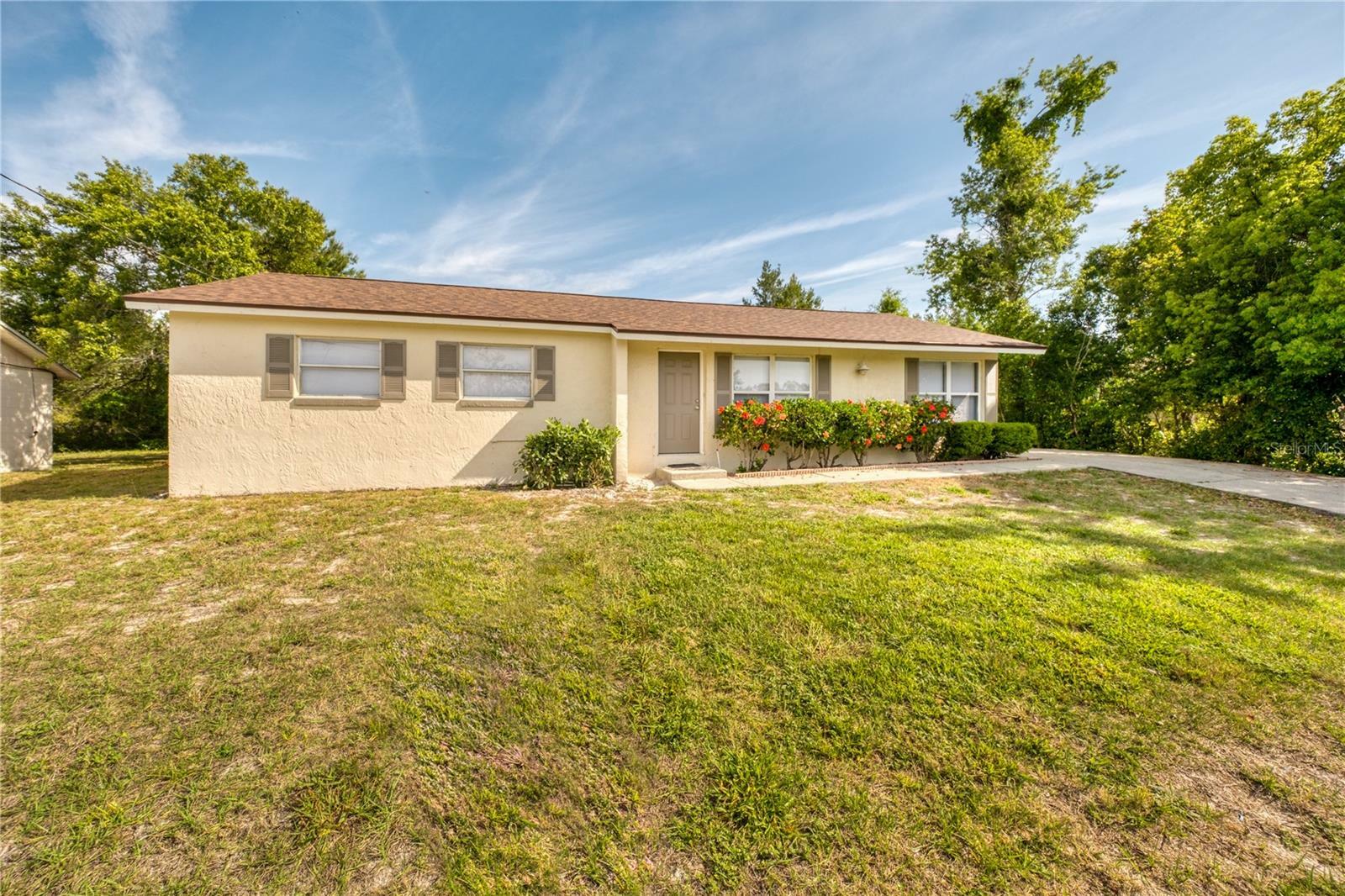 Property Photo:  1762 Bavon Drive  FL 32725 