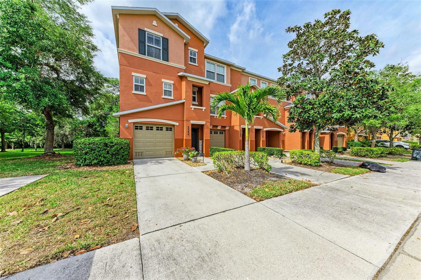 Property Photo: 7344 Black Walnut Way 4601 FL 34202