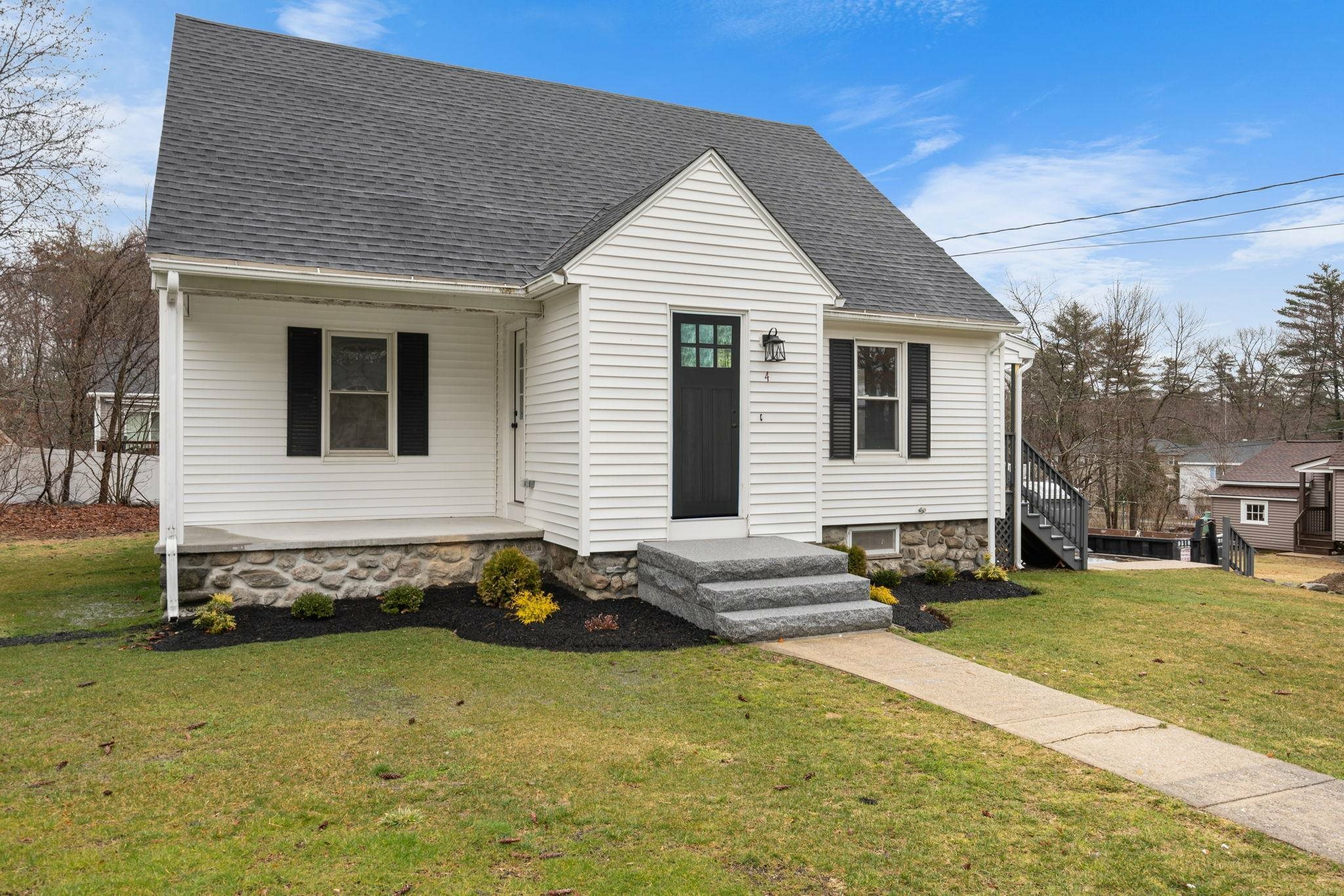 Property Photo: 4 Taylor Street NH 03079