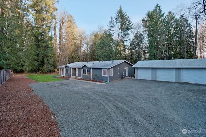 Property Photo: 3900 SE Sedgwick Road WA 98366