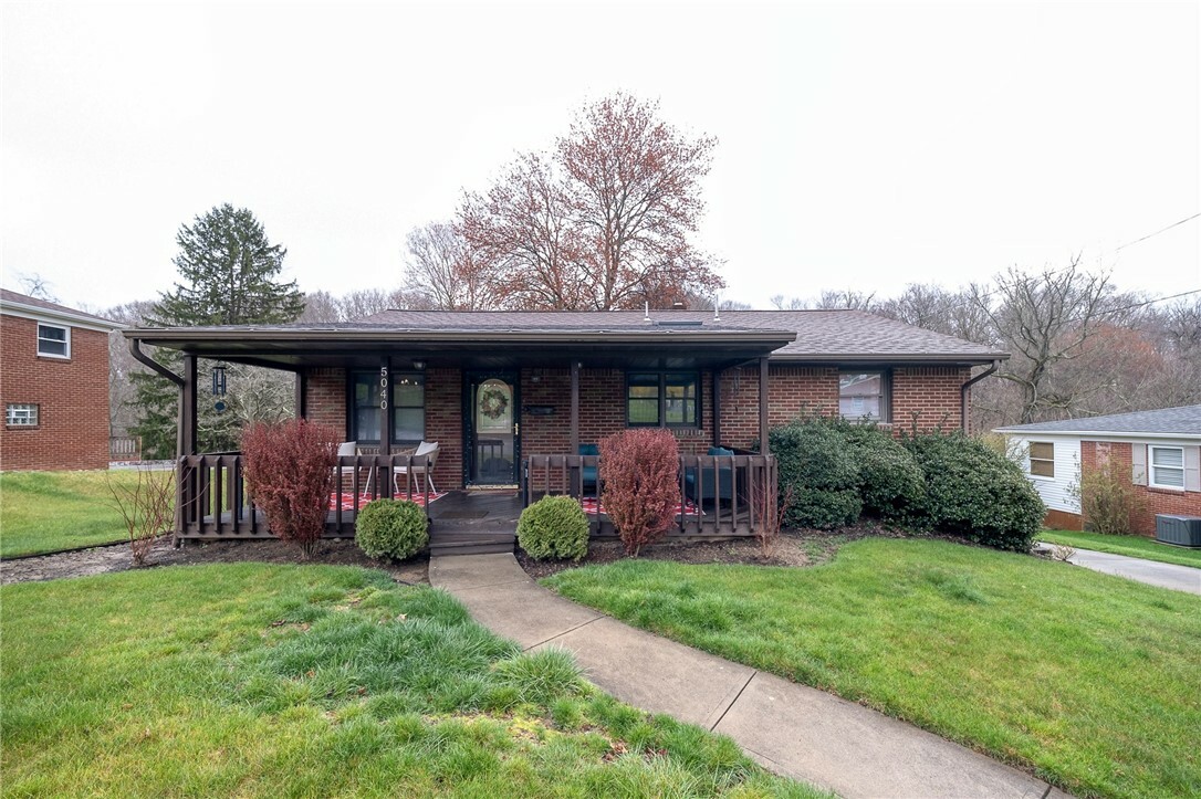 Property Photo:  5040 Clifton Dr  PA 15001 