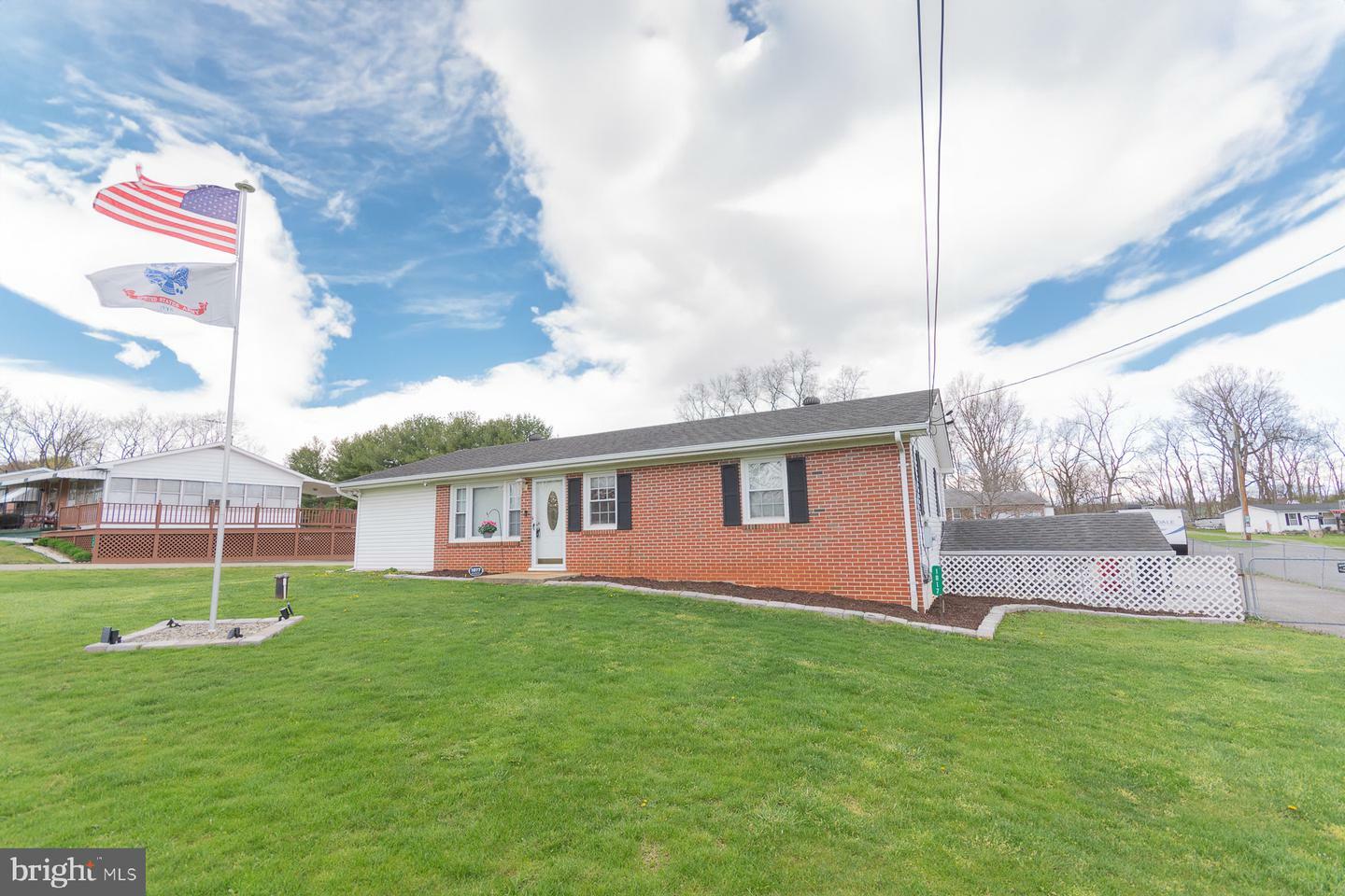 Property Photo:  1817 Berryville Pike  WV 25414 