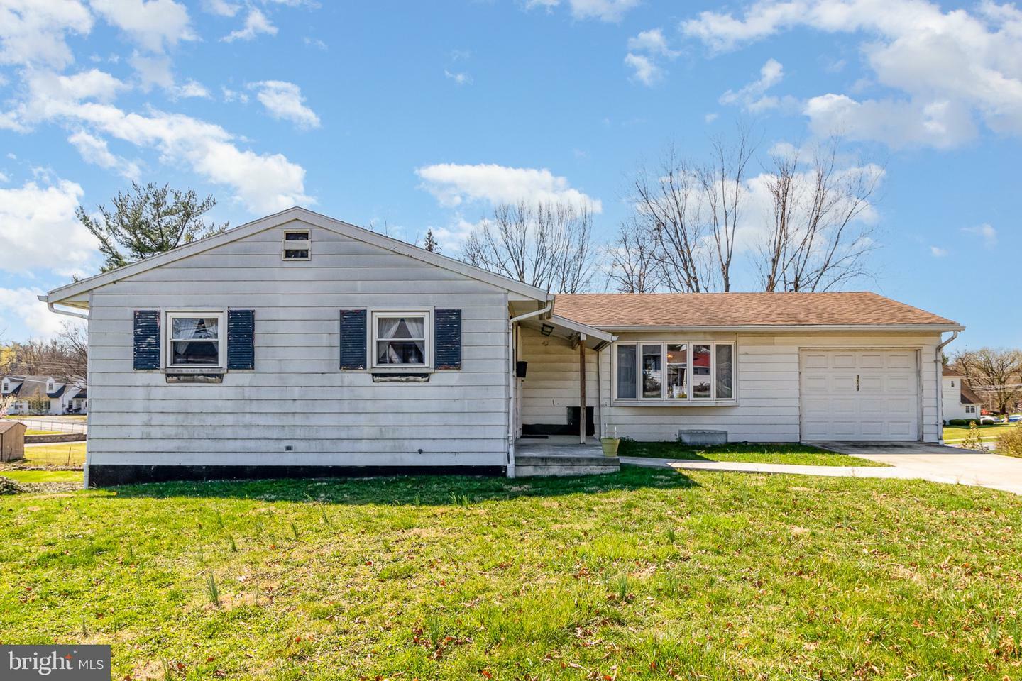 3609 Canterbury Road  Harrisburg PA 17109 photo