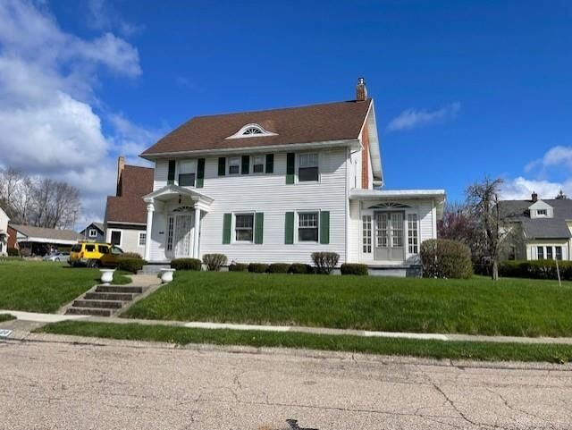 Property Photo: 100 W Roseland Avenue OH 45503