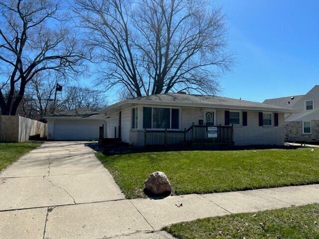 Property Photo: 8129 W Green Tree Rd WI 53223