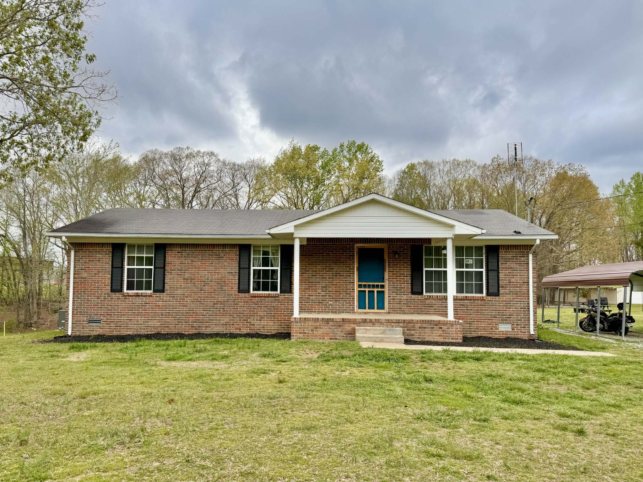 Property Photo:  52 White Oak Dr  TN 38468 