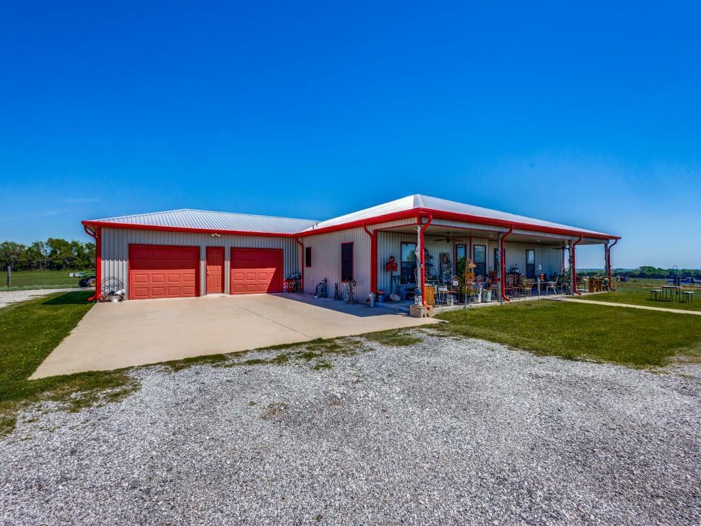 Property Photo:  5053 County Road 413  TX 75454 