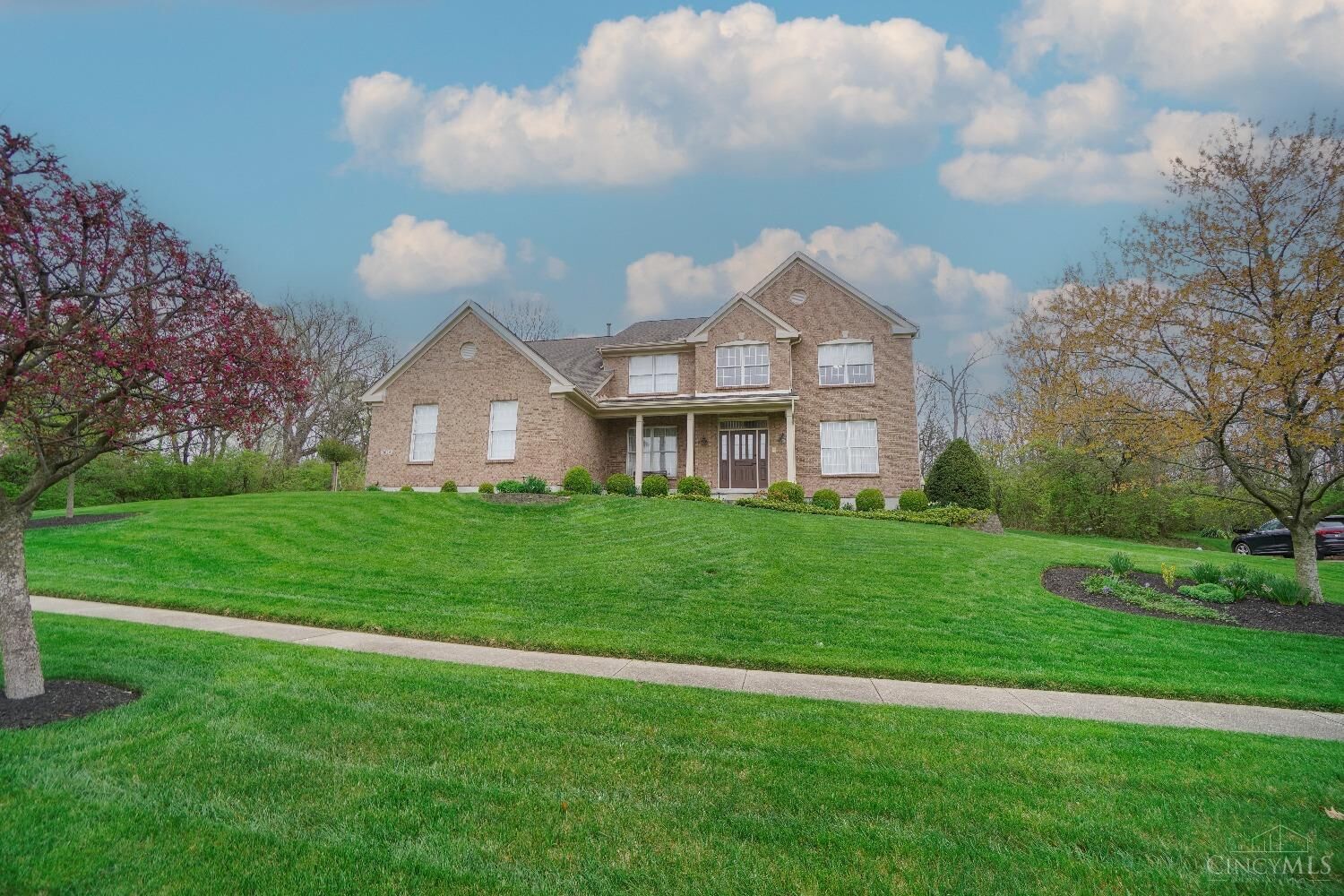 Property Photo:  6024 Creekside Way  OH 45011 