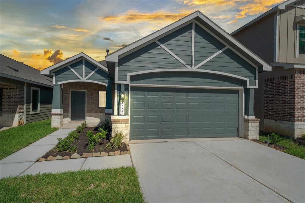 Property Photo:  8022 Cypress Country Drive  TX 77433 