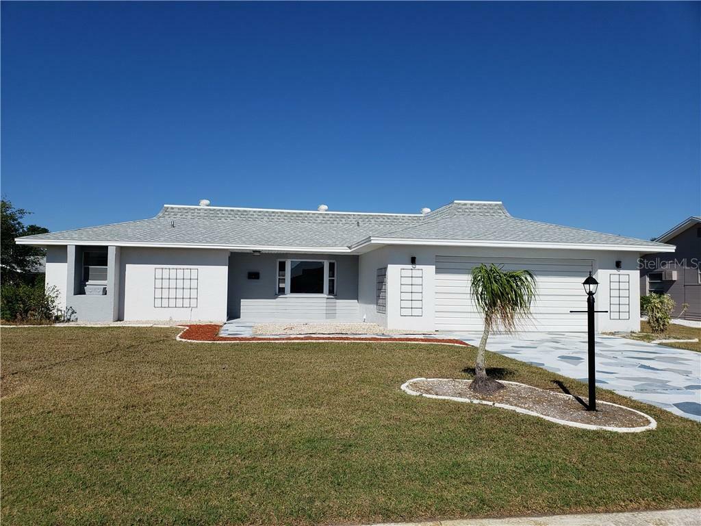 Property Photo:  1212 Fordham Drive  FL 33573 