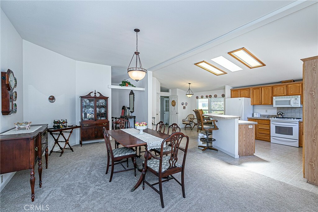 Property Photo:  705 Palmer Street  CA 93444 