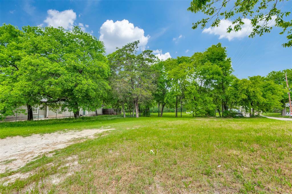 Property Photo:  1311 Lotus Street  TX 75203 