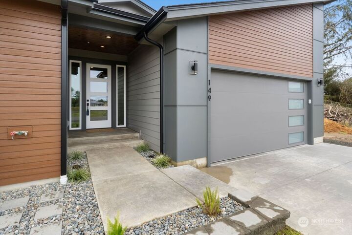 Property Photo:  149 Sea Breeze Loop SE  WA 98569 