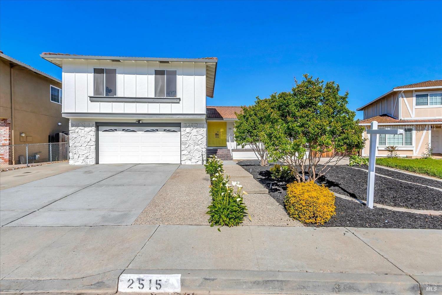 Property Photo:  2515 Glen Hastings Court  CA 95148 