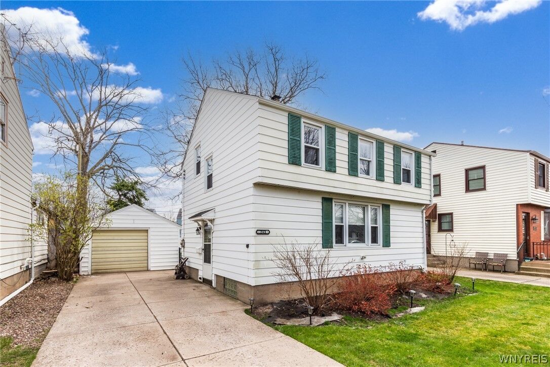 Property Photo:  243 Vicksburg Avenue  NY 14150 