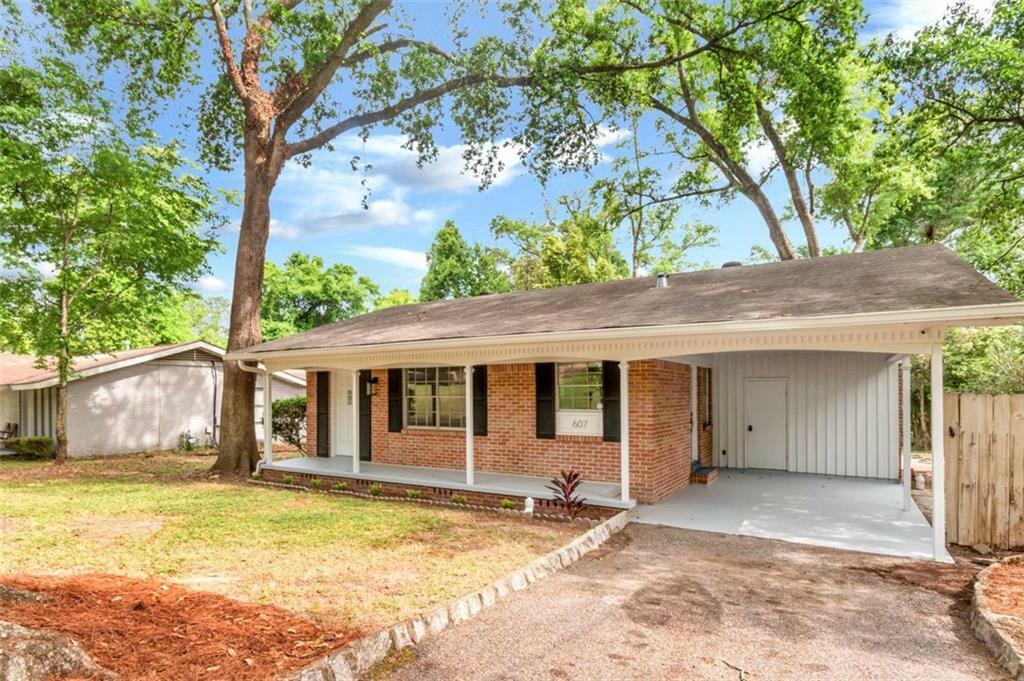 Property Photo:  607 Markham Drive  AL 36609 