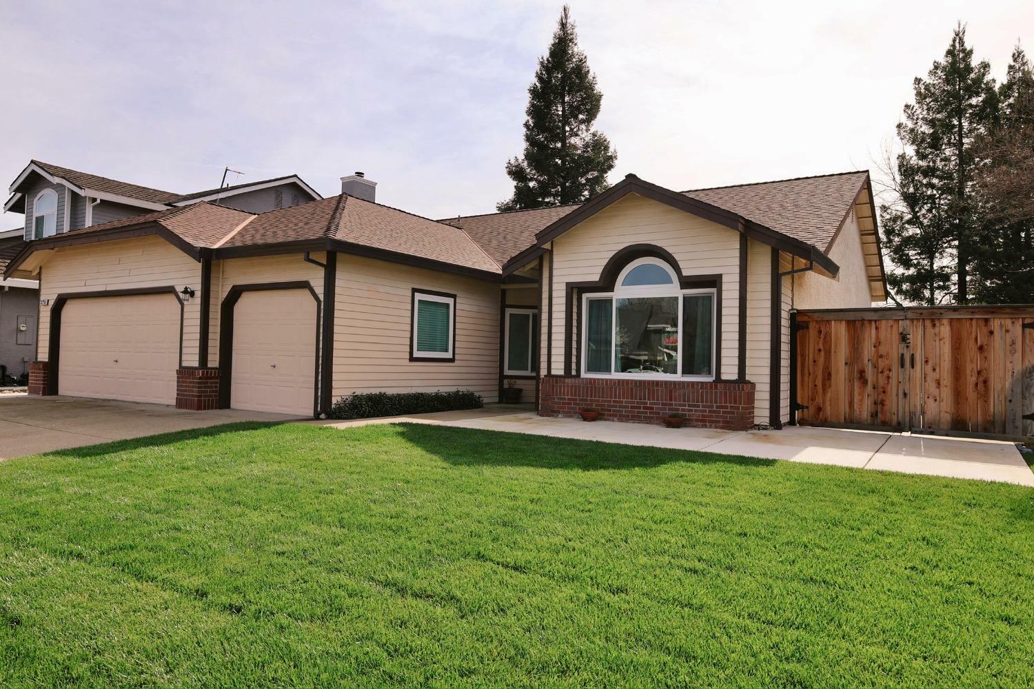 Property Photo:  325 N Lexington Drive  CA 95630 