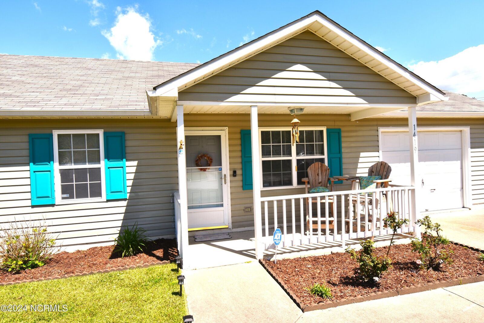 Property Photo: 1419 Kelly Place NC 28570