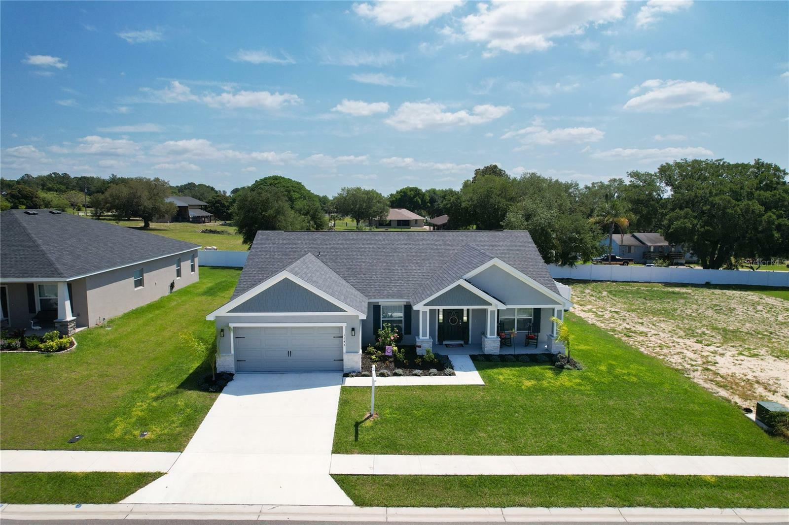 Property Photo:  1145 Sandpiper Loop  FL 33881 