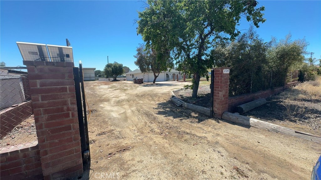 Property Photo:  27247 Holland Road  CA 92584 