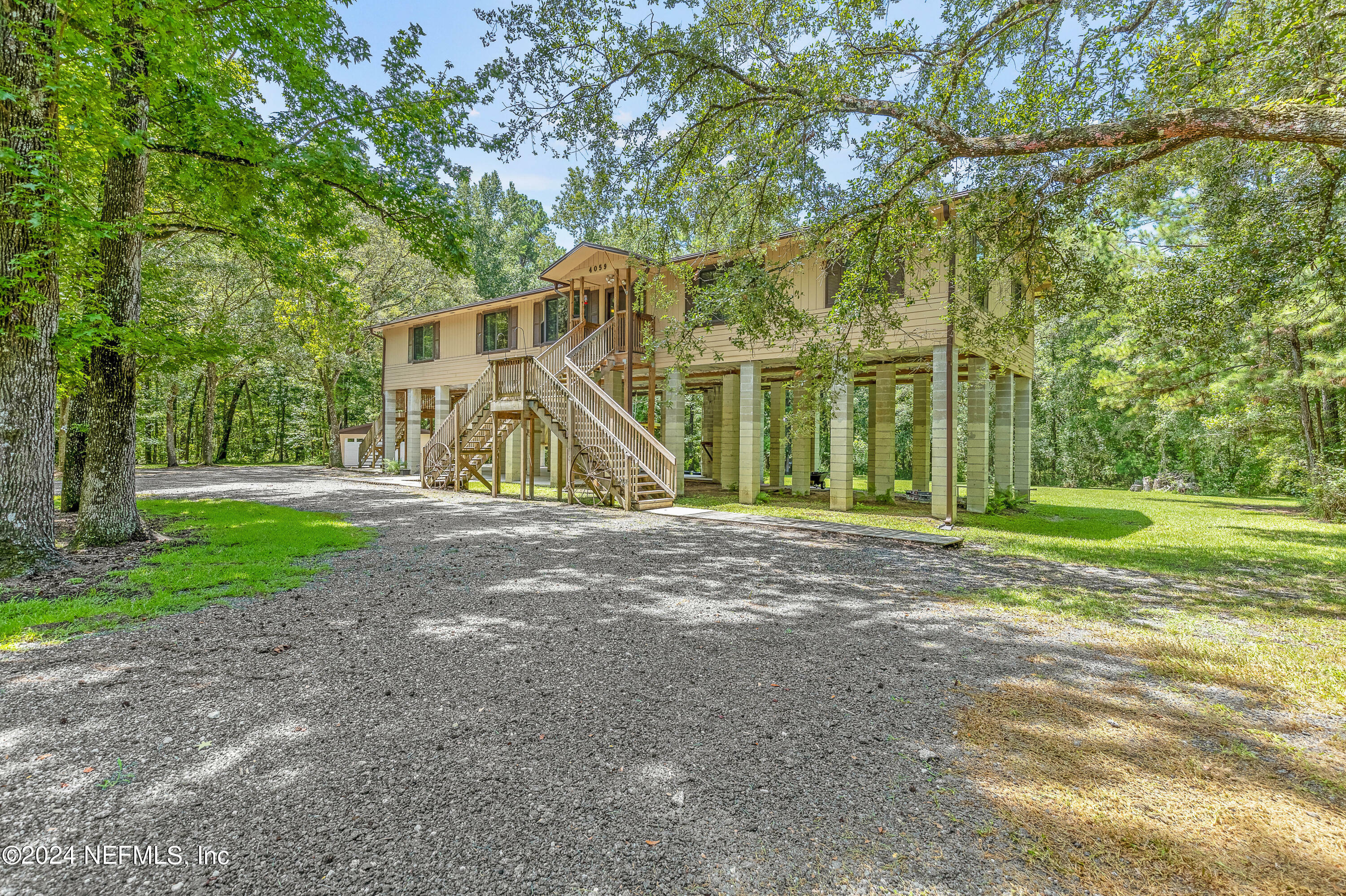 Property Photo:  4059 Inglewood Drive  FL 32068 