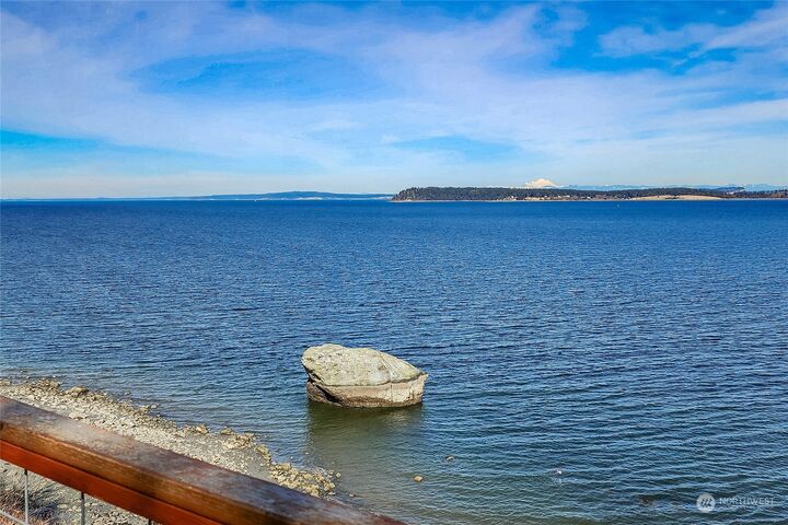 Property Photo: 15 White Rock Lane WA 98365