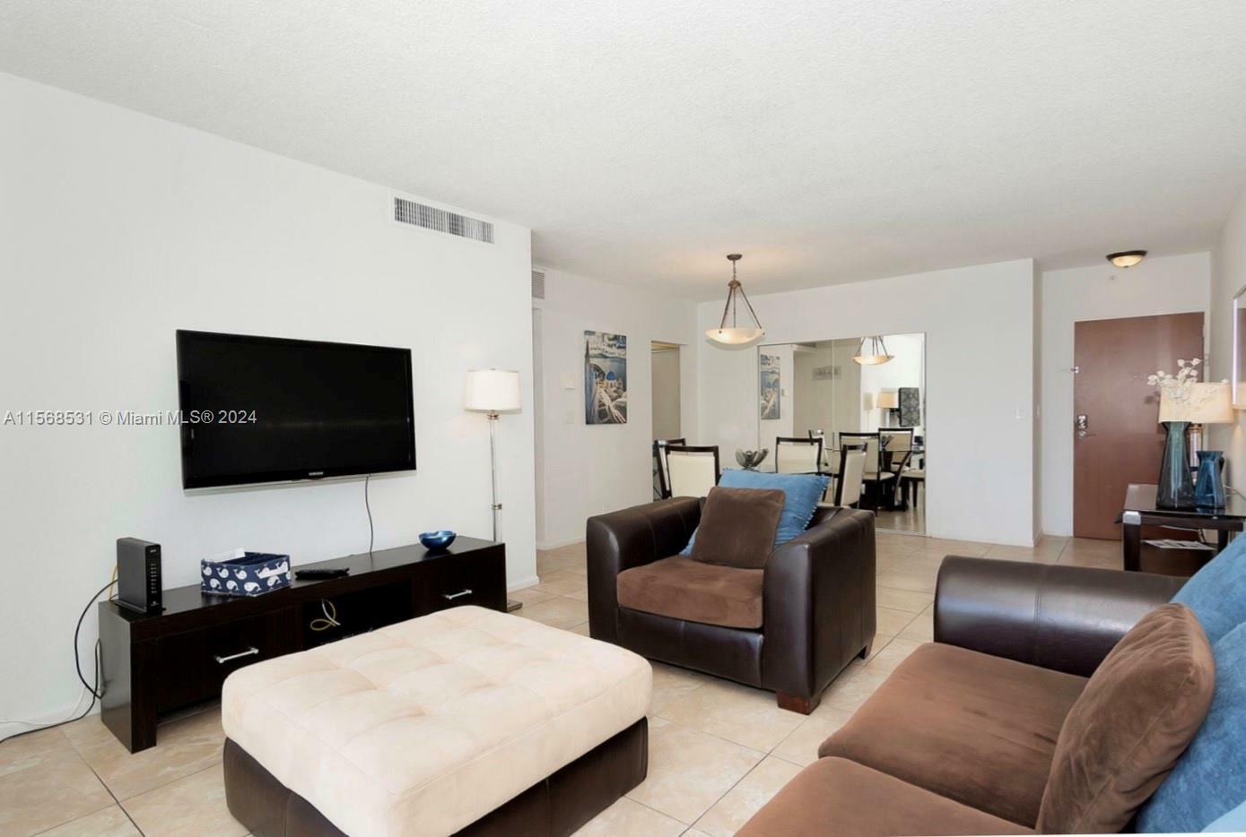 Property Photo:  3901 S Ocean Dr 4U  FL 33019 