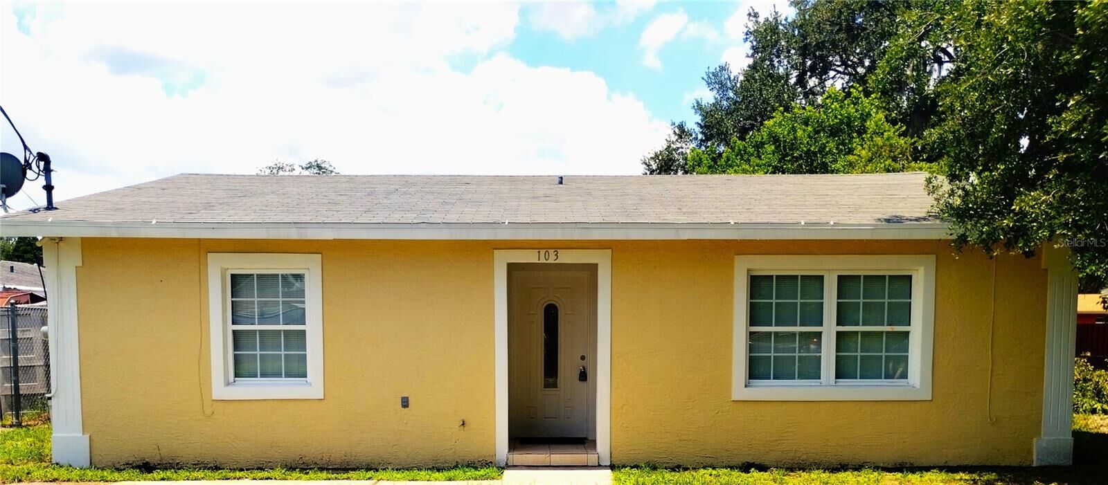 Property Photo:  103 Earl Street  FL 33823 