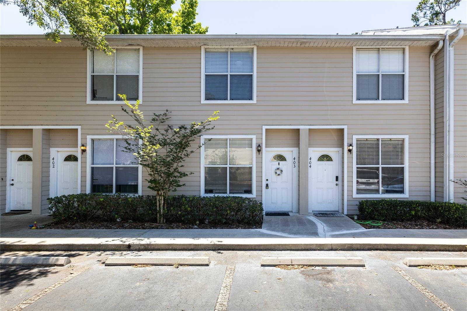 Property Photo:  3901 SW 20th Avenue 403  FL 32607 