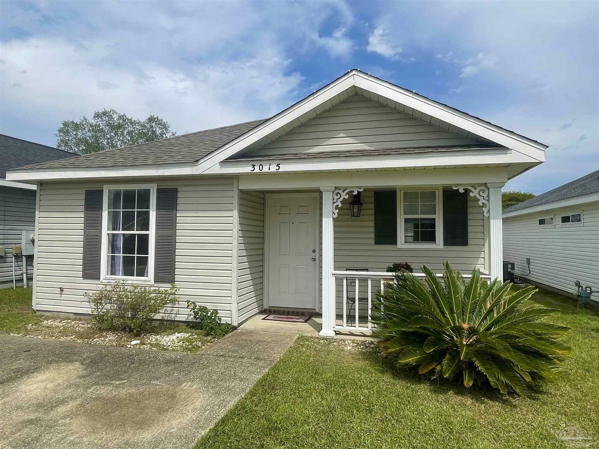 Property Photo: 3015 Flintlock Dr FL 32526