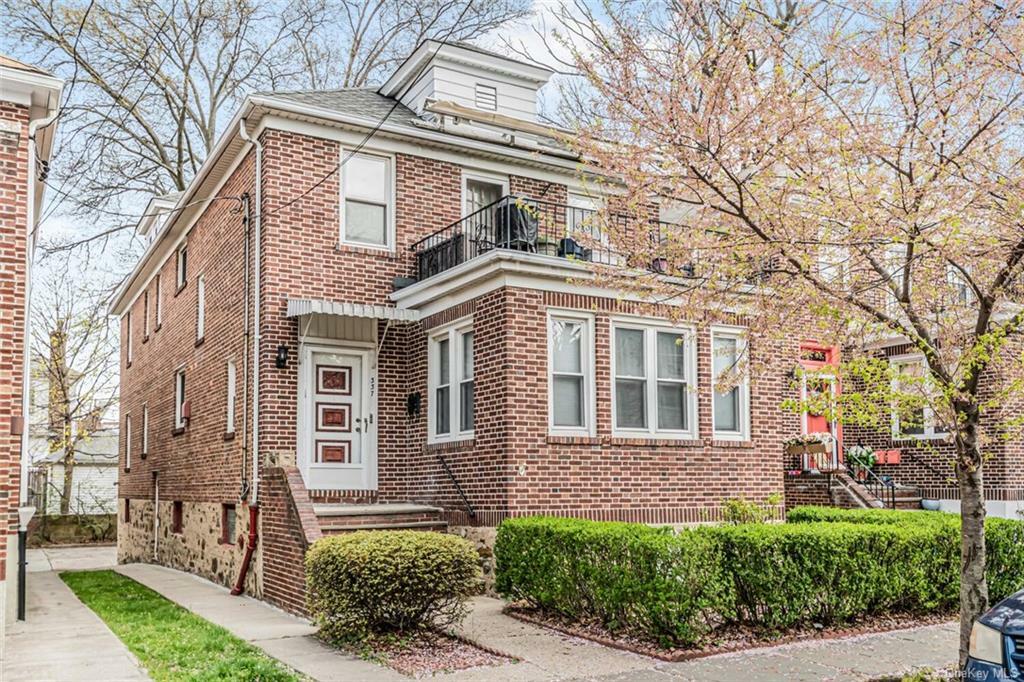 Property Photo: 337 East 237th Street NY 10470